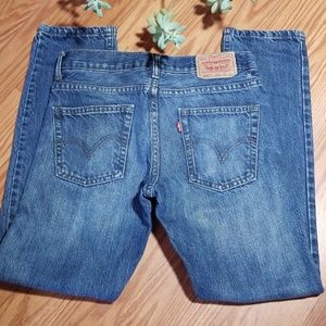520 Levi's 27 x 27